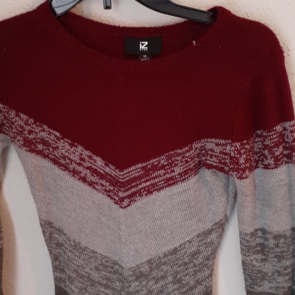 Tight sweater dress - Picture 2 of 4